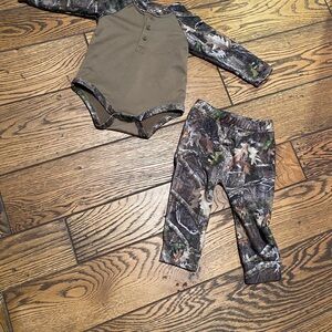Bass Pro Shops Brown & Olive Camo Infant Top